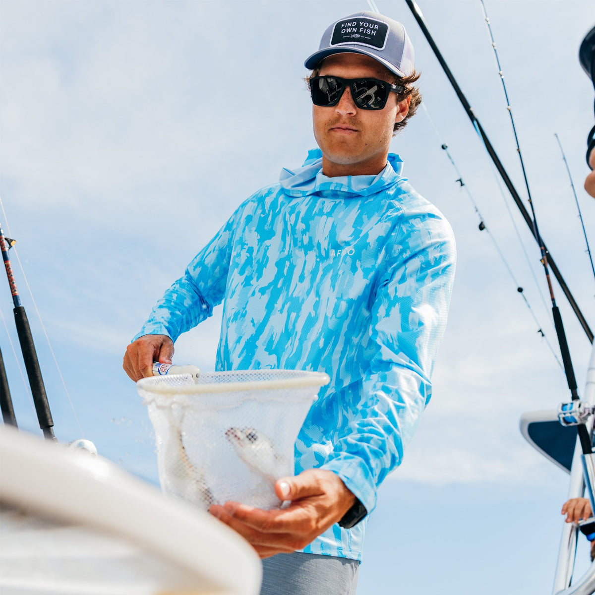 Adapt Phase Change Hooded Fishing Shirt